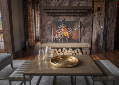 Samaia - Living Room Fireplace